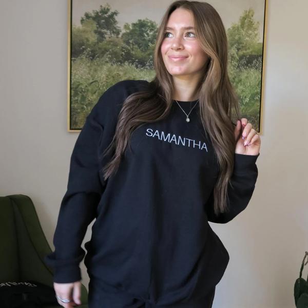 Custom Name Sweatshirt, Embroidered Mom Tok Sweatsuit Personalized Sweatshirt Trendy Crewnecks for Women, Mom Gifts