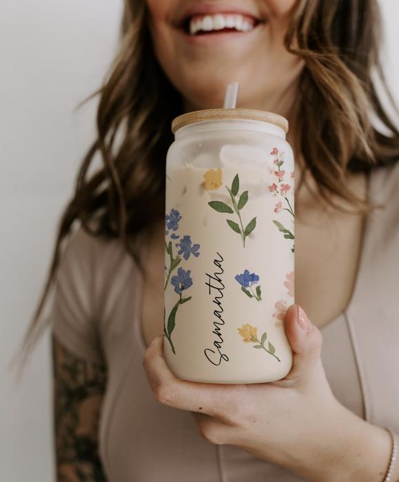 Personalized Iced Coffee Cup Floral Shell, Custom Can Glass with Lid and Straw, Bridesmaid Gift, Bachelorette Glass Cup, Bridesmaid Proposal