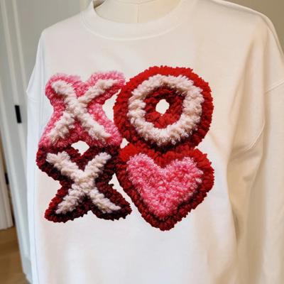 XOXO Heart Faux Texture Yarn Printed Sweatshirt, Valentine's Day Graphic Sweatshirt, Sweatshirts for Her
