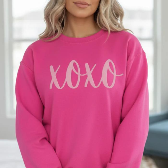 XOXO Light Pink Cursive Puff Print Sweatshirt, Pink Cursive XOXO, Valentine's Day Sweatshirt, Cozy Crewneck