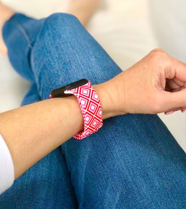 BOGO |  Groovy Geometric Silicone Band for Apple Watch 38/40/41mm and 42/44/45/46/49mm All Series