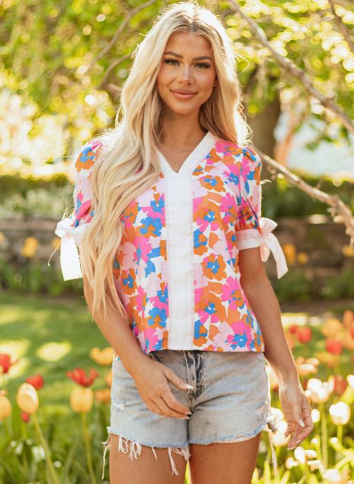 Aleia Floral Knotted Short Sleeve Blouse