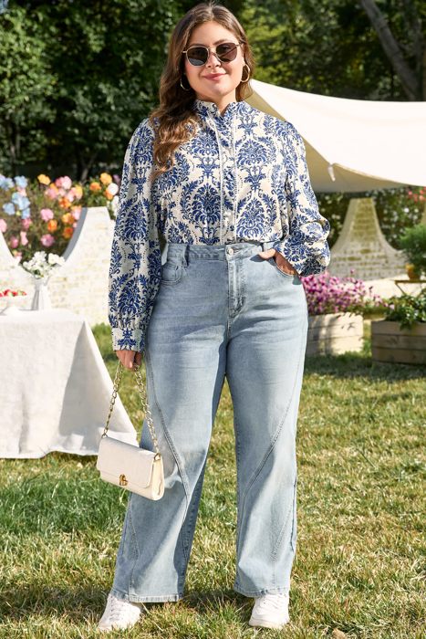 Alora Pattern Print Notch PLUS Shirt