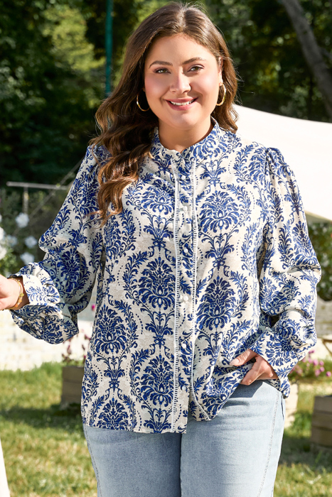 Alora Pattern Print Notch PLUS Shirt