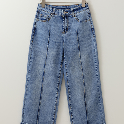 Aria Straight High Waist Jeans