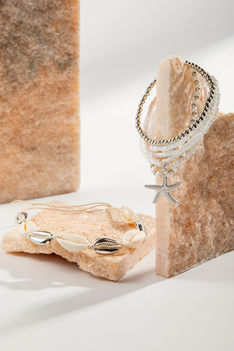 Ariya Seashell Beaded Bracelet Set