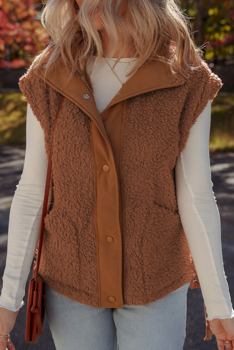 Evelyn Knot Side Plush Vest