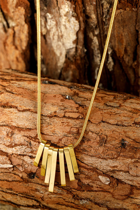 Gold Asymmetric Bar Pendant Necklace