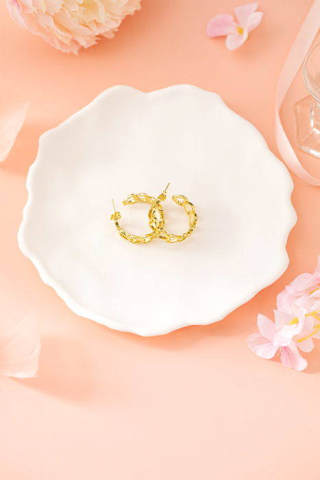 Lavender Link Hoop Stud Earrings