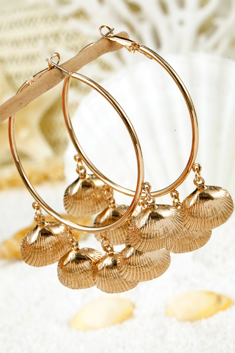 Lyra Vacation Shell Hoop Earrings