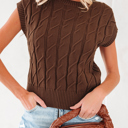  Lyrajira Texture Short Sleeve Sweater