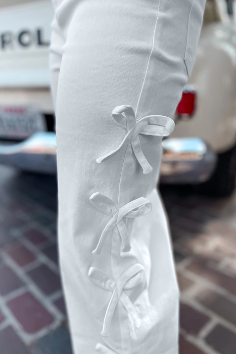 Michaela Straight Leg Loose Jeans