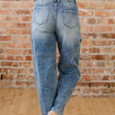  Milena Seam Detail Shift Jeans
