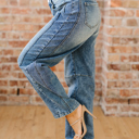  Milena Seam Detail Shift Jeans