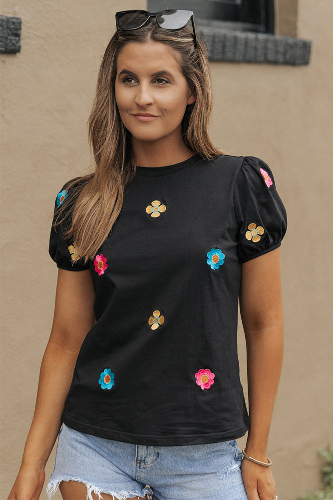 Oaklyn Embroidered Flower Short Puff Sleeve Tee