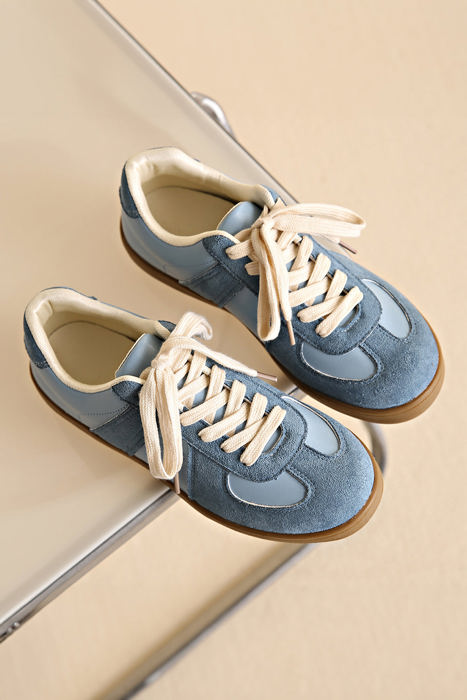 Raina Two Tone Lace-up Sneakers