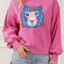 Pink Large Regina Chic Tiger Embroidered Casual Sweatshirt