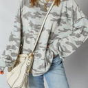 Multicolored XL Retro Camouflage Exposed Seam Sweatshirt