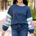  Sara Flower Raglan Sleeve Top