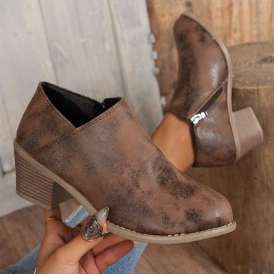 Tulip Opening Suede Ankle Boots