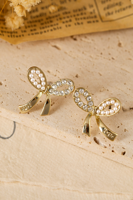 Winter Rhinestone Pearl Bow Earrings