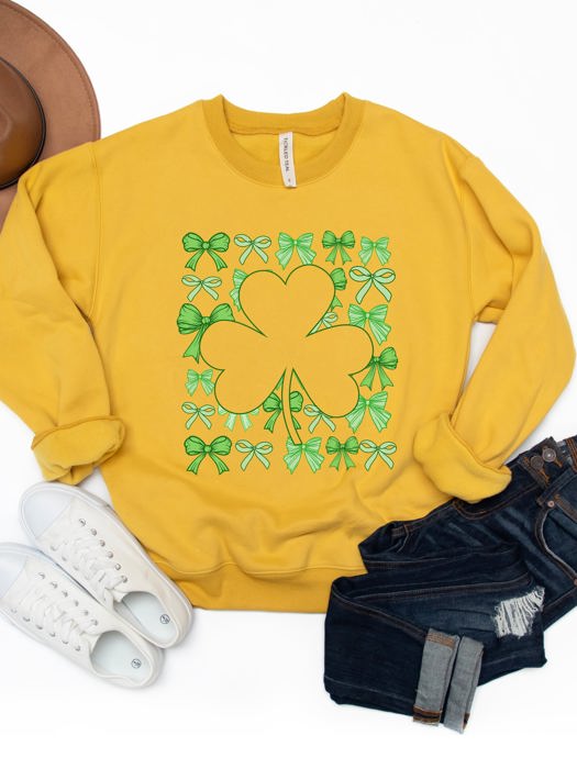 Clover & Bows Graphic Sweatshirt