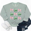  Bows & Clovers Graphic Sweatshirt