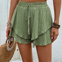 Small Green Textured Ruffle Shorts
