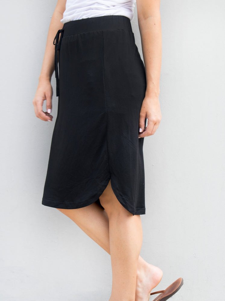 Solid Tie Waist Weekend Skirt