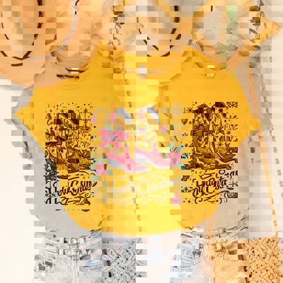 Howdy Christmas Graphic Tee