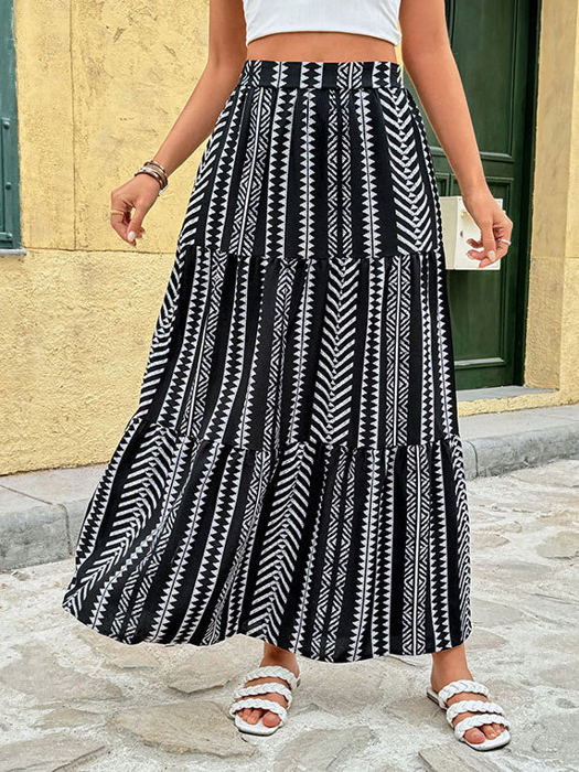 Patterned Tiered Maxi Skirt