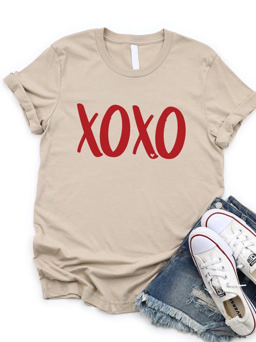 XOXO Graphic Tee