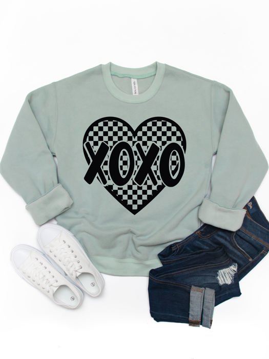 Checkered Heart XOXO Graphic Sweatshirt