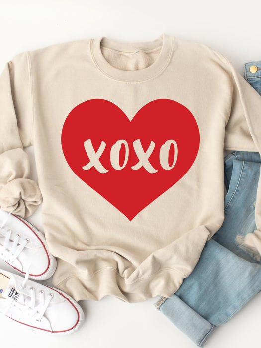 XOXO Heart Graphic Sweatshirt