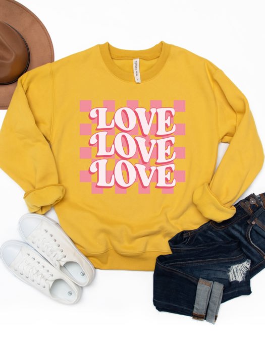 Checker Background Love Graphic Sweatshirt