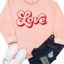  Love Graphic Sweatshirt