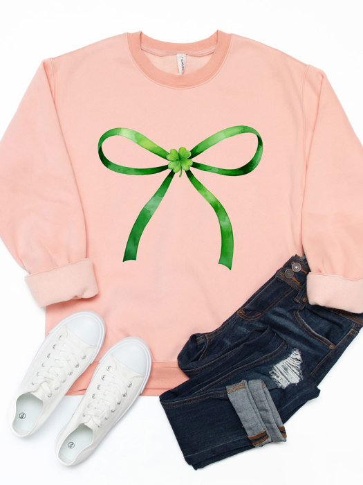 Green Bow and Clover Graphic Sweatshirt 