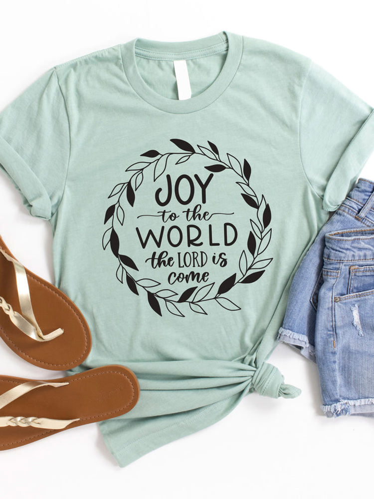 Joy To The World Wreath Graphic Tee