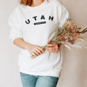 XL White  United States Name & Slogan Sweatshirt