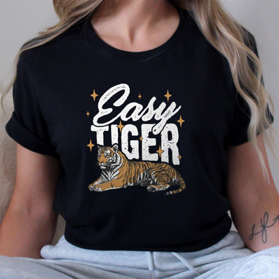 Easy Tiger Graphic Cotton T-Shirt | Bold Tiger Illustration | Fun and Relaxed Style | Motivational Quote Shirt | Gift | Trendy Retro Design