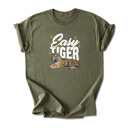  Easy Tiger Graphic Cotton T-Shirt | Bold Tiger Illustration | Fun and Relaxed Style | Motivational Quote Shirt | Gift | Trendy Retro Design
