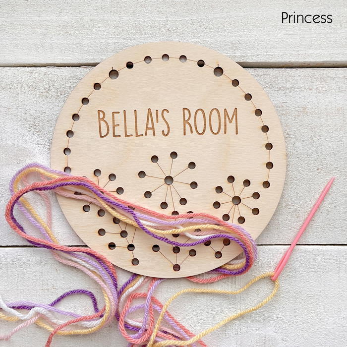 Wooden Flower Door Hanger - Personalized Yarn Craft Kit