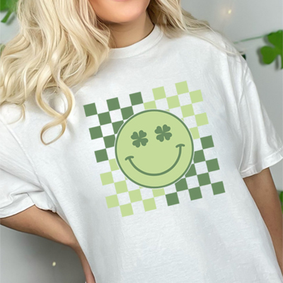 Clover Smiley Face, St Patricks Day Tee, Graphic Tee, Comfort Color, St Pattys Day Tee