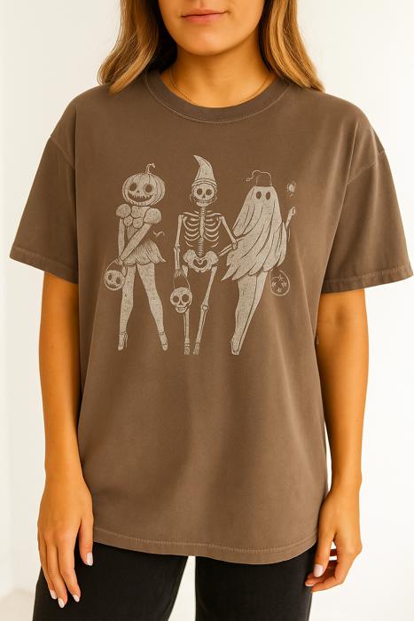 Halloween Ladies Oversized Graphic Tee, Comfort Color, Vintage Shirt