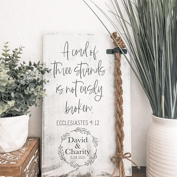 A Cord Of Three Strands Sign, A Cord of 3 Strands, Ecclesiastes 4:9-12, Wedding Ceremony Sign, Unity Ceremony Sign, Rustic Wedding Gift