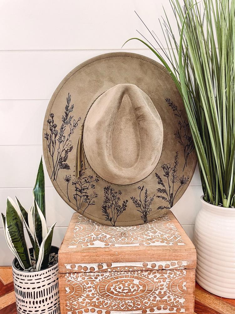 Wildflower Burned Hat, Floral Engraved Cowboy Hat, Sunflower Hat, Sunflower Burned Fedora, Engraved Suede Hat, Boho Hat, Vegan Suede