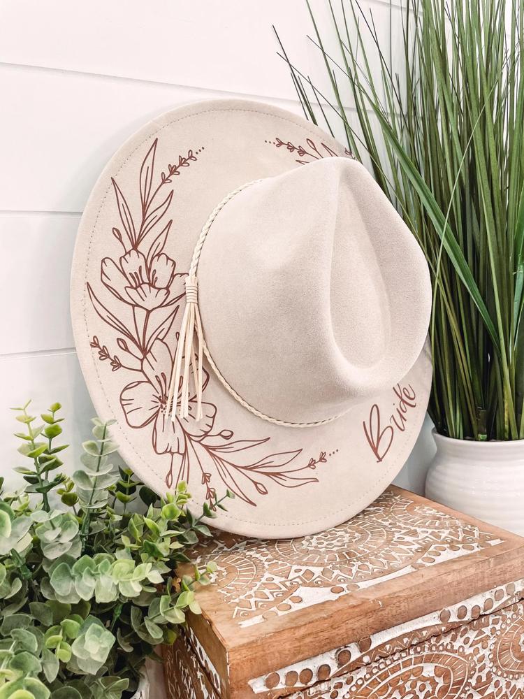 Bridal Floral Burned Hat, Floral Engraved Cowboy Hat, Bachelorette Party Hat, Nashville Bachelorette Hat, Nash Bash Hat, Engagement Gift