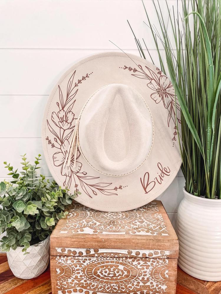 Bridal Floral Burned Hat, Floral Engraved Cowboy Hat, Bachelorette Party Hat, Nashville Bachelorette Hat, Nash Bash Hat, Engagement Gift