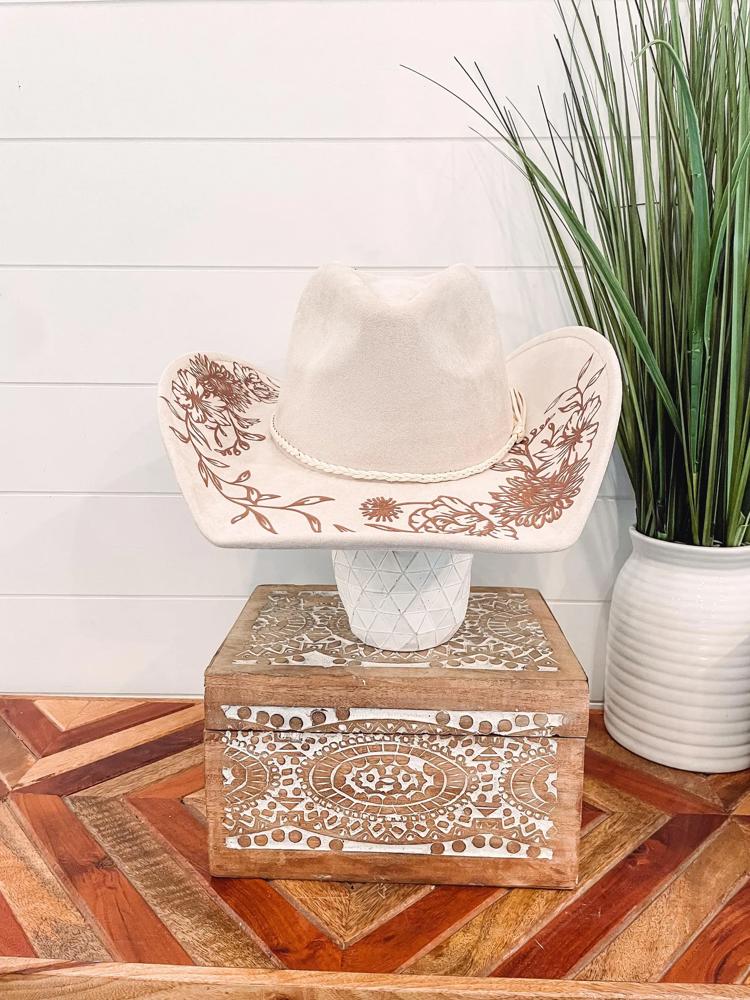 Floral Burned Cowboy Hat, Floral Engraved Cowboy Hat, Sunflower Hat, Sunflower Burned Fedora, Engraved Suede Hat, Boho Hat, Vegan Suede