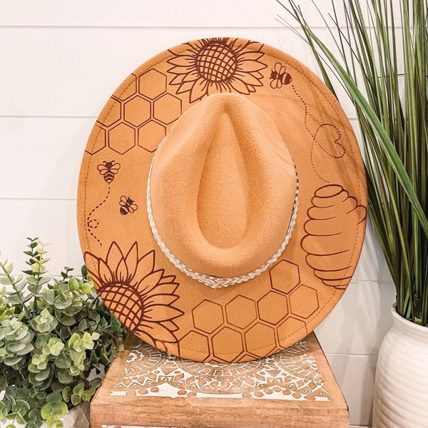 Sunflower Bee Burned Hat, Floral Engraved Cowboy Hat, Sunflower Hat, Sunflower Burned Fedora, Engraved Fedora, Engraved Felt Hat, Boho Hat